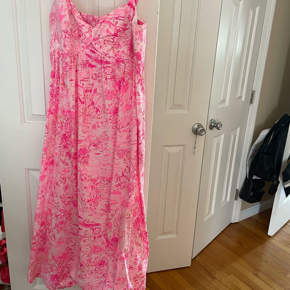 This dress is so pretty. Bought it in 2023. Size xl